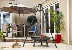La Hacienda Trépied Pour Braséro Avec Grille De Cuisson Chromée : 65 X 172 Cm -magasin de mobilier d'extérieur trepied brasero grille cuisson 65cm chrome 172cm